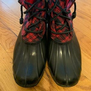 Woman’s size size Sperrys